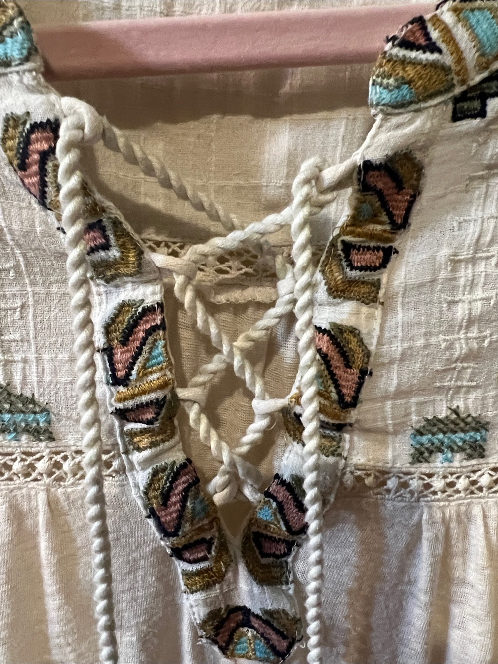 Lucky Brand Cream Boho Embroidered Peasant Tunic - Picture 6 of 11